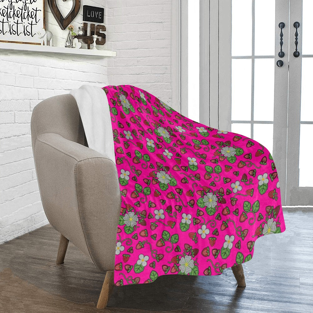 Strawberry Dreams Blush Ultra-Soft Micro Fleece Blanket 40"x50"