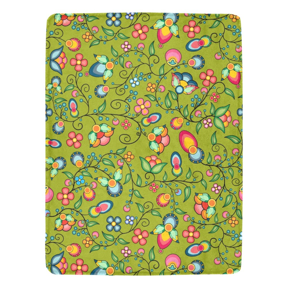 Floral Bounty Sweetgrass Ultra-Soft Micro Fleece Blanket 60"x80"