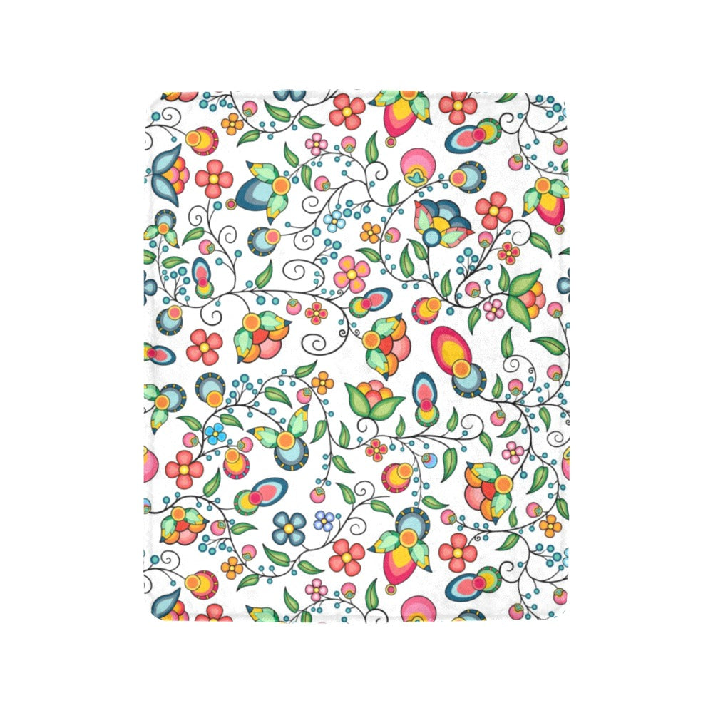 Floral Bounty White Ultra-Soft Micro Fleece Blanket 40"x50"