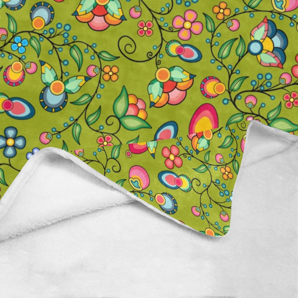 Floral Bounty Sweetgrass Ultra-Soft Micro Fleece Blanket 60"x80"