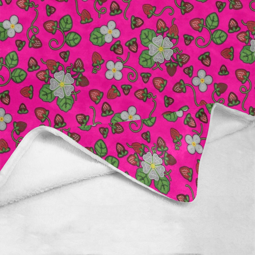 Strawberry Dreams Blush Ultra-Soft Micro Fleece Blanket 40"x50"