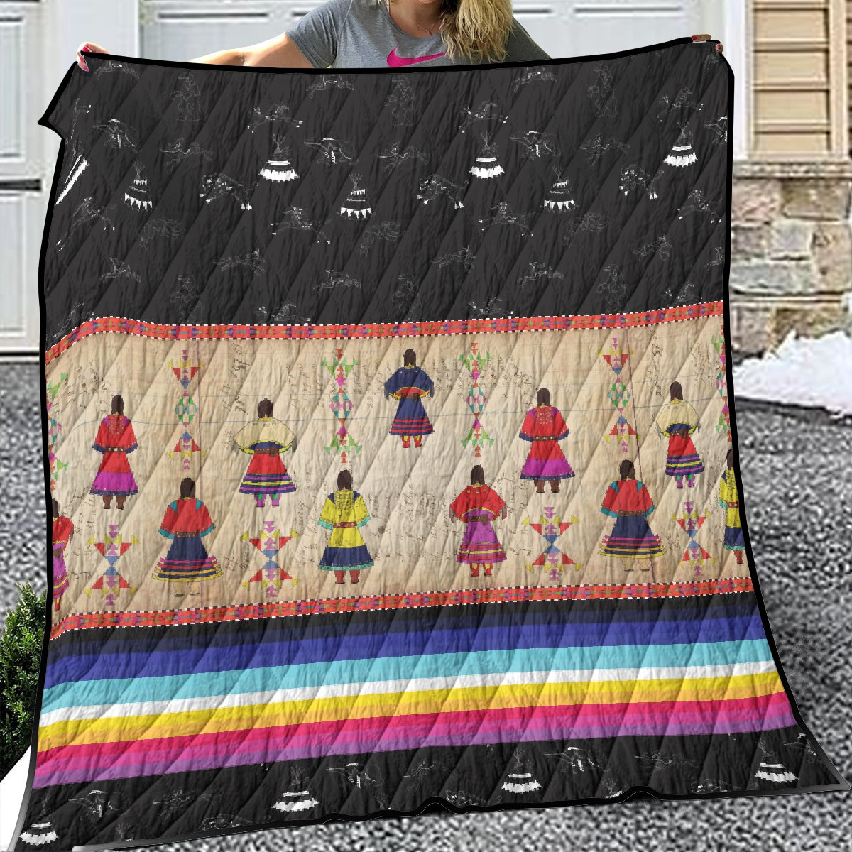 Ledger Round Dance Midnight Lightweight & Breathable Quilt With Edge-wrapping Strips