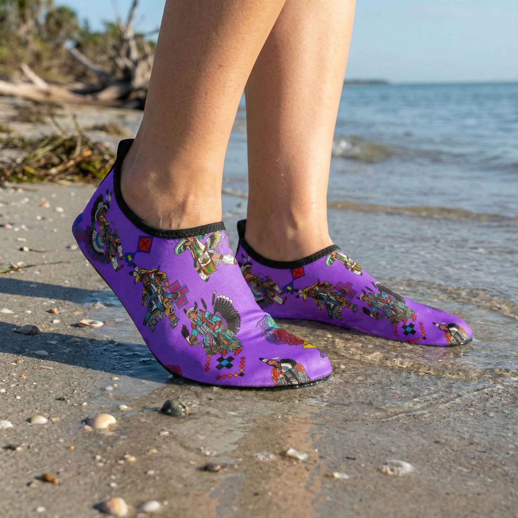 Grand Entry Dancers Purple Sockamoccs