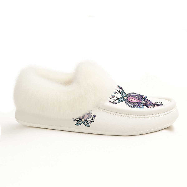 Snow Petal Spirit White Leather White Fur Moccasin