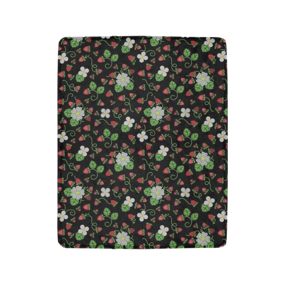 Strawberry Dreams Midnight Ultra-Soft Micro Fleece Blanket 40"x50"