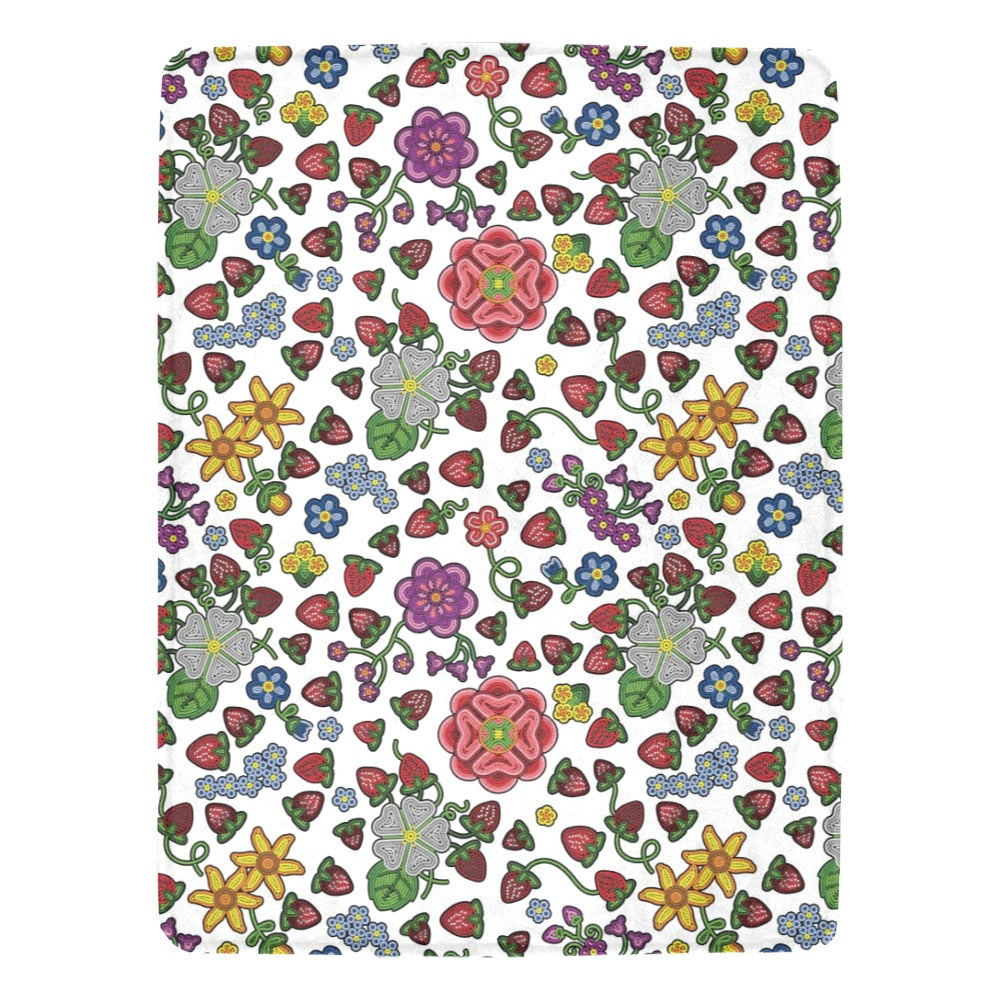 Berry Pop White Ultra-Soft Micro Fleece Blanket 60"x80"