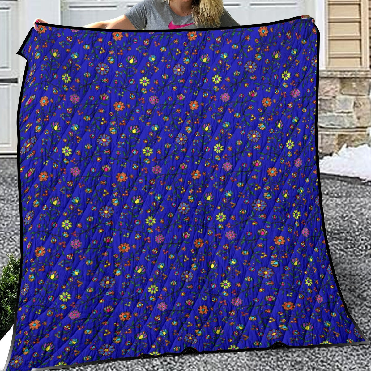 Cosmic Whispers Elk Shadow Lightweight & Breathable Quilt With Edge-wrapping Strips