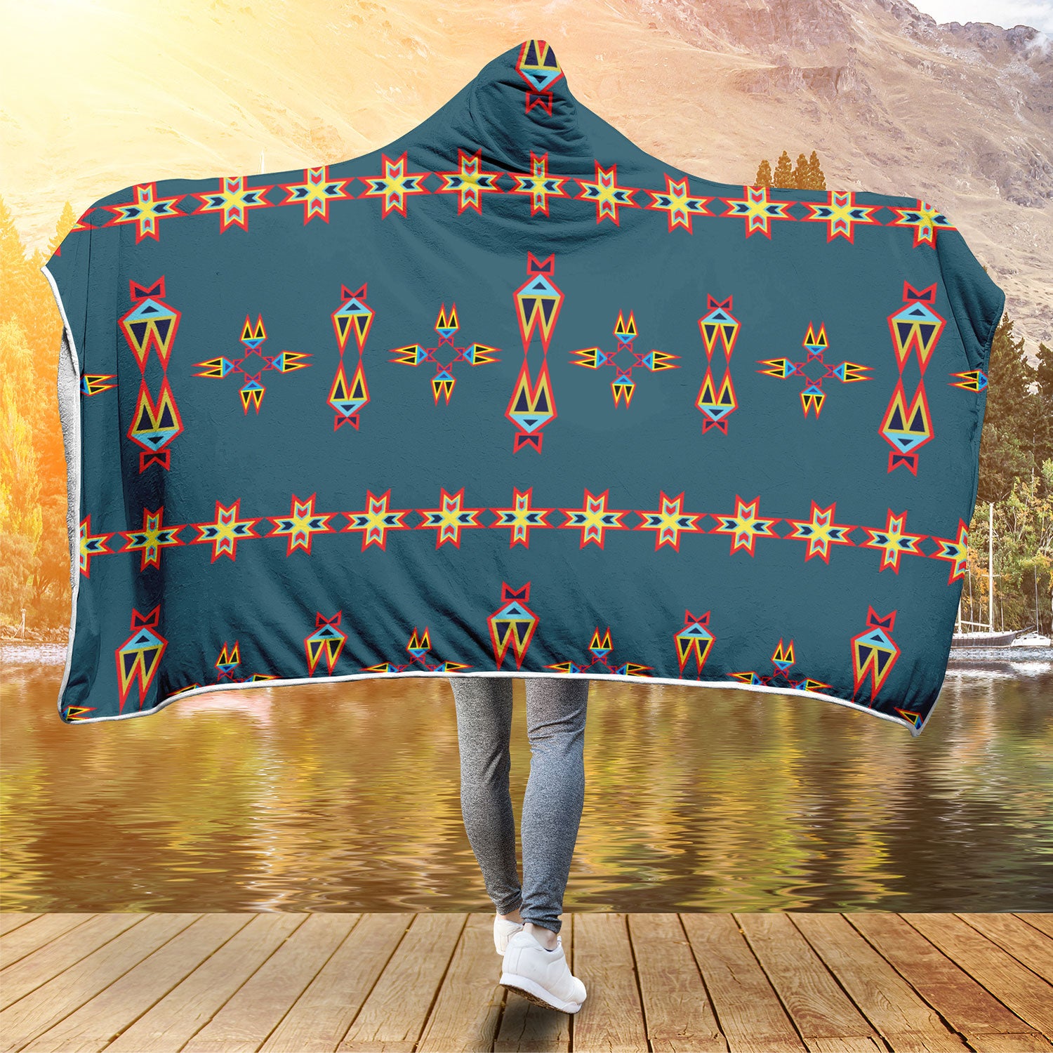 Four Directions Lodges Ocean Hooded Blanket