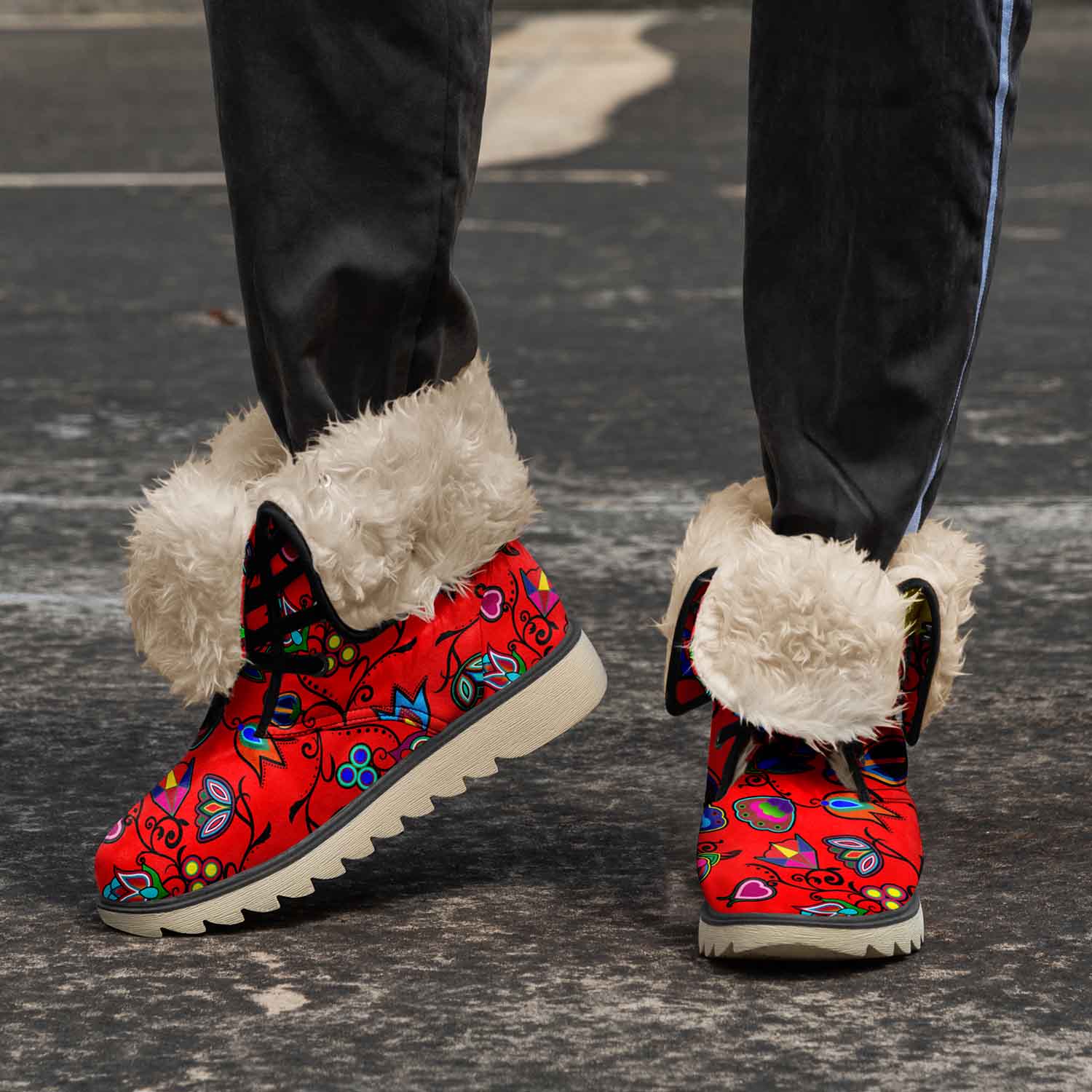 Indigenous Paisley Dahlia Polar Winter Boots