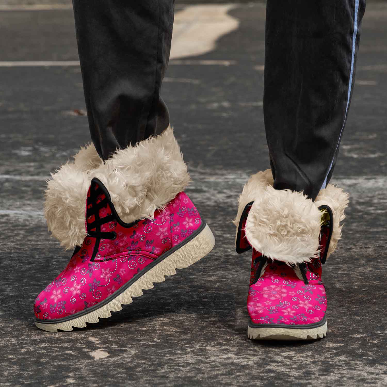 Berry Picking Pink Polar Winter Boots