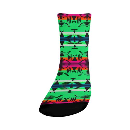 Between the Mountains Deep Lake Crew Socks Crew Socks e-joyer 