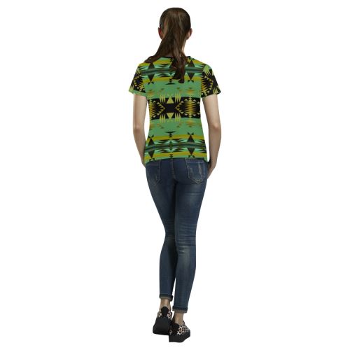 Between the Mountains Sage All Over Print T-shirt for Women/Large Size (USA Size) (Model T40) All Over Print T-Shirt for Women/Large (T40) e-joyer 