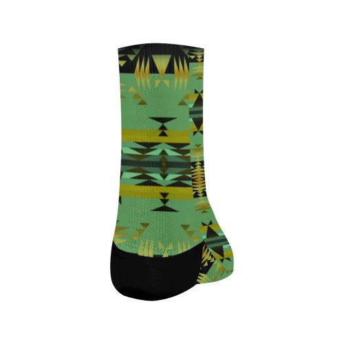 Between the Mountains Sage Crew Socks Crew Socks e-joyer 