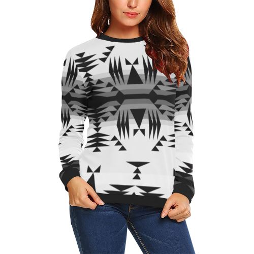 Between the Mountains White and Black All Over Print Crewneck Sweatshirt for Women (Model H18) Crewneck Sweatshirt for Women (H18) e-joyer 