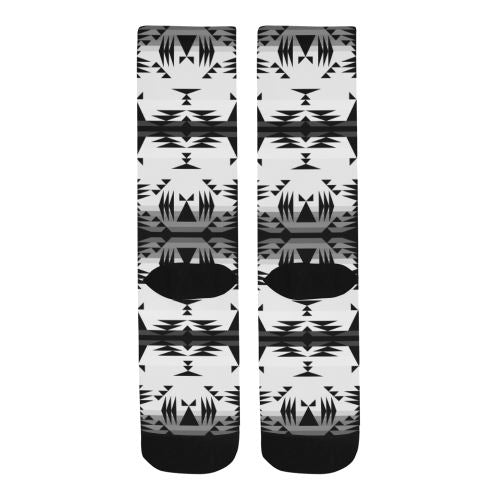 Between the Mountains White and Black Trouser Socks Socks e-joyer 