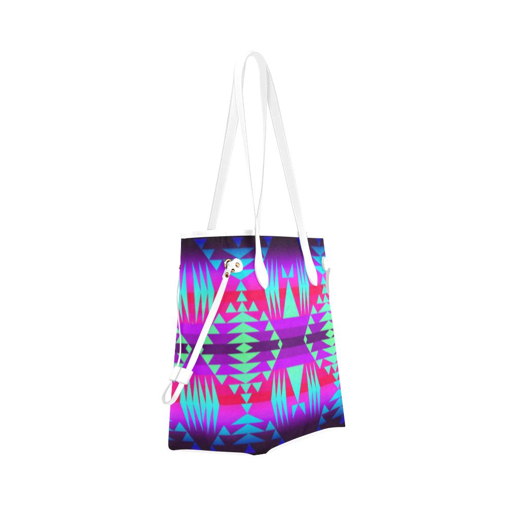 Between the Rocky Mountains Clover Canvas Tote Bag (Model 1661) Clover Canvas Tote Bag (1661) e-joyer 