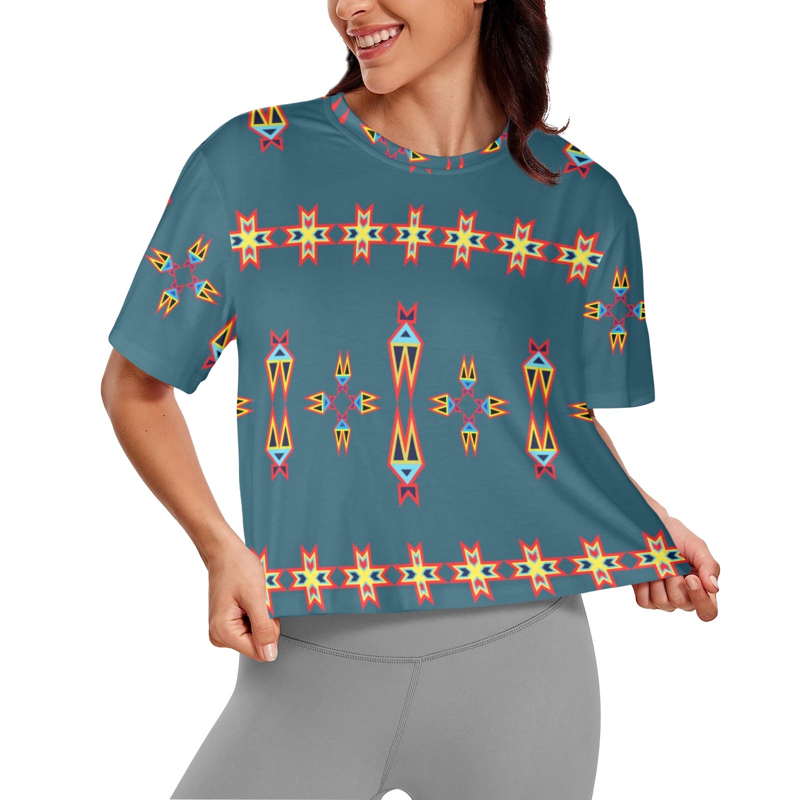 Four Directions Lodges Ocean Women's Cropped T-shirt