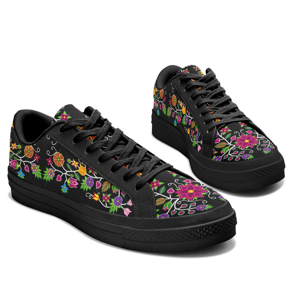 Red Beaded Rose Aapisi Low Top Canvas Shoes Black Sole main image 1
